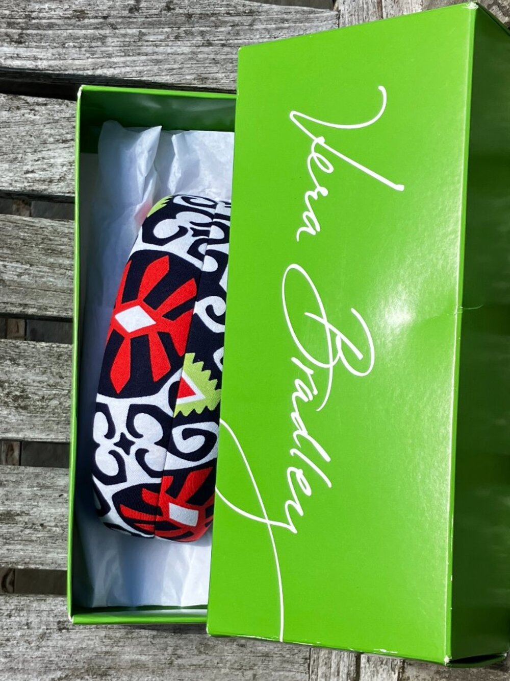 NWOT 🌟 Vera Bradley Hard Clamshell Eyeglass Sunglass Case - Picture 2 of 12